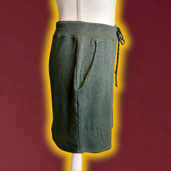 Sundry for Evereve Drawstring 'Saturday Skirt' in Dark Olive Green Size Small - Picture 11 of 12